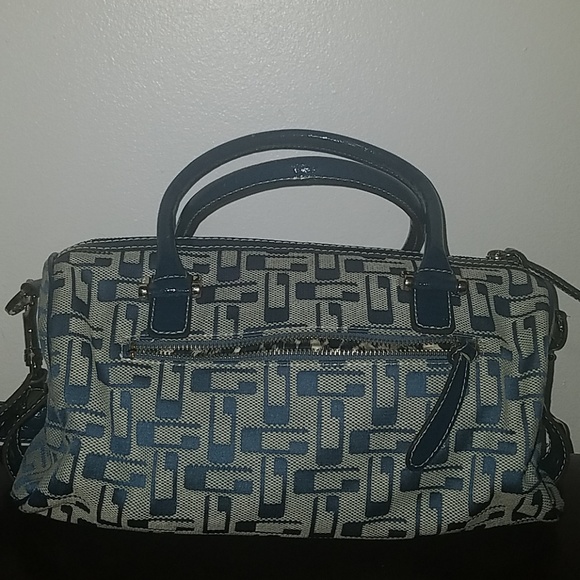 GUESS Purse - Picture 3 of 6